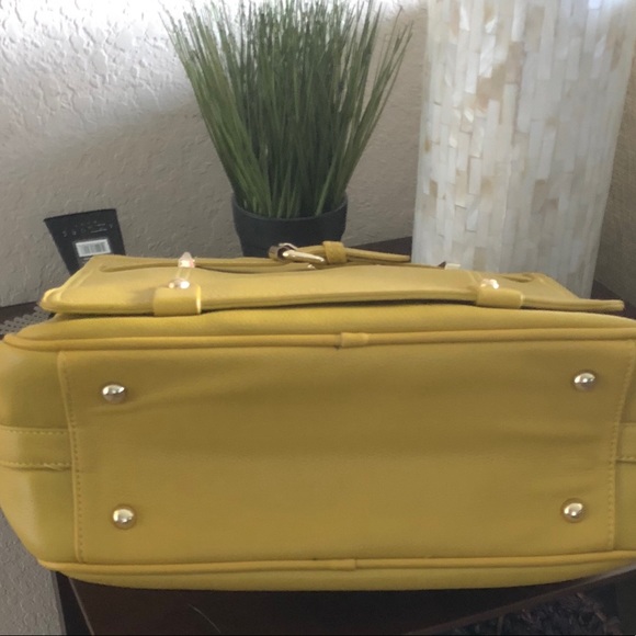 Double Zip Equestrian Satchel & Crossbody Bag (Y) - Picture 2 of 8